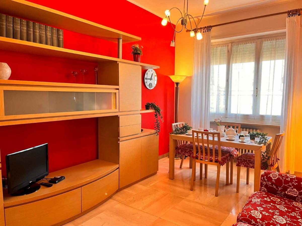 Sky Apartment A Due Passi Dalla Stazione Collegno Eksteriør bilde